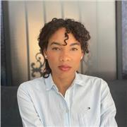 Profesor de Universidad en el área de Comunicación, Experiencia en Metodología de Investigación y método bibliográfico documental.